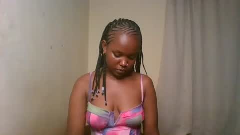 Snapshot of pixie_roman chatting on January 9, 3:44 pm Majesty online show from January 9, 3:44 pm