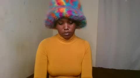 Snapshot of pixie_roman chatting on February 12, 11:29 am Majesty online show from February 12, 11:29 am