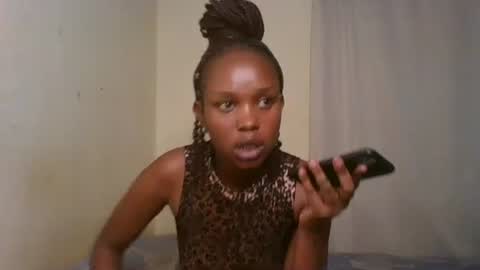 Snapshot of pixie_roman chatting on March 7, 3:28 pm Majesty online show from March 7, 3:28 pm