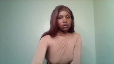 Snapshot of pixie_roman chatting on September 30, 4:45 pm Majesty online show from September 30, 4:45 pm