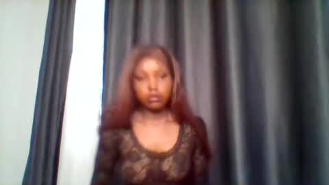 Snapshot of pixie_roman chatting on October 14, 4:35 am Majesty online show from October 14, 4:35 am