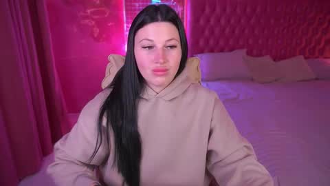 pixiehott online show from February 22, 9:02 pm