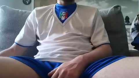 Snapshot of pladplad chatting on December 22, 11:33 am PLADPLAS online show from December 22, 11:33 am