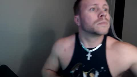 Snapshot of player2pawns chatting on November 14, 10:03 am Player online show from November 14, 10:03 am