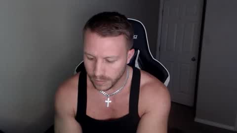 Snapshot of player2pawns chatting on December 2, 5:57 am Player online show from December 2, 5:57 am