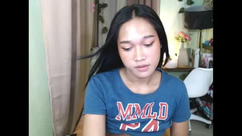 Snapshot of playful_sie chatting on January 24, 3:32 am sie online show from January 24, 3:32 am