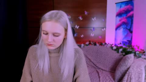 Sophie online show from December 28, 1:38 pm