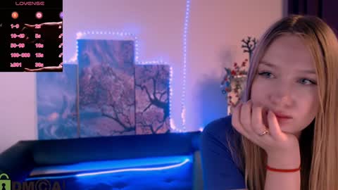 Sophie online show from January 24, 3:22 am