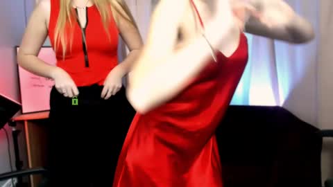 Sophie online show from January 31, 1:56 pm