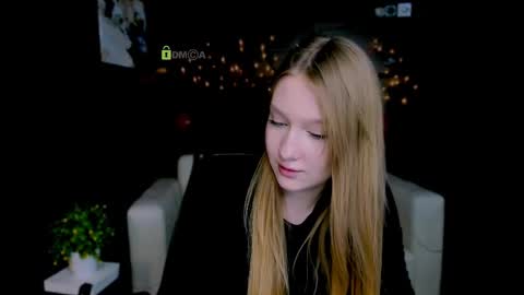 Sophie online show from March 7, 1:40 pm