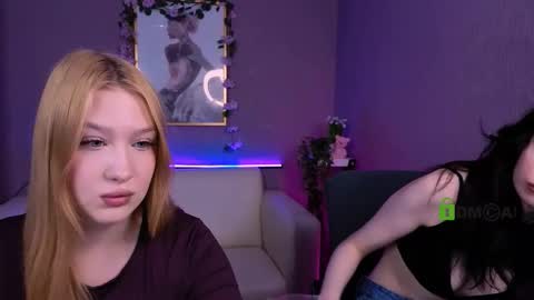 Sophie online show from February 26, 8:19 pm