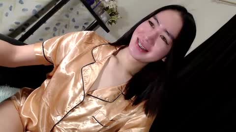 Snapshot of playfulcock69_kate chatting on December 7, 10:28 pm kate online show from December 7, 10:28 pm