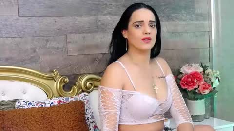 Snapshot of playfulsamy chatting on December 3, 5:09 am PlayfulSamy online show from December 3, 5:09 am