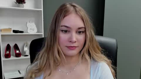 Valeria online show from January 6, 2:43 pm