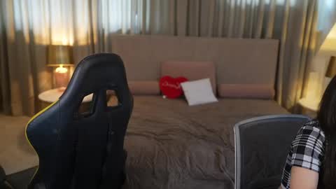 Lana online show from April 15, 11:06 am