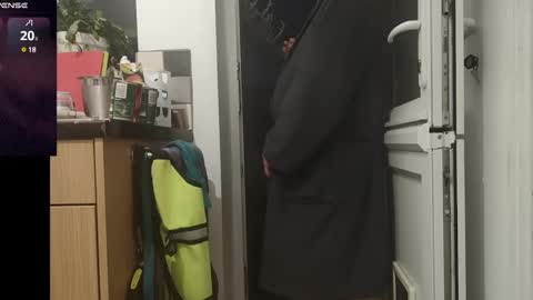 Snapshot of playme828530 chatting on February 2, 6:58 am Play Me online show from February 2, 6:58 am