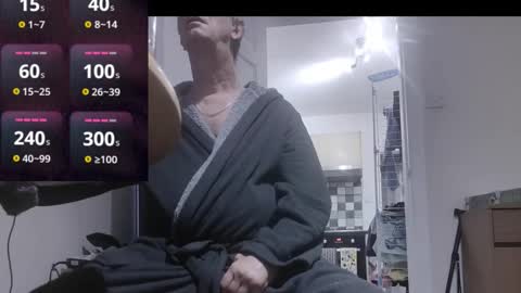 Snapshot of playme828530 chatting on September 25, 5:44 am Play Me online show from September 25, 5:44 am