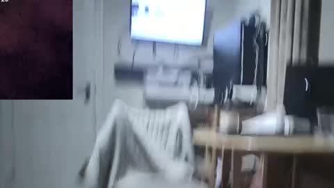 Snapshot of playme828530 chatting on September 28, 5:02 am Play Me online show from September 28, 5:02 am