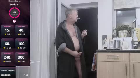 Snapshot of playme828530 chatting on October 19, 11:16 pm Play Me online show from October 19, 11:16 pm