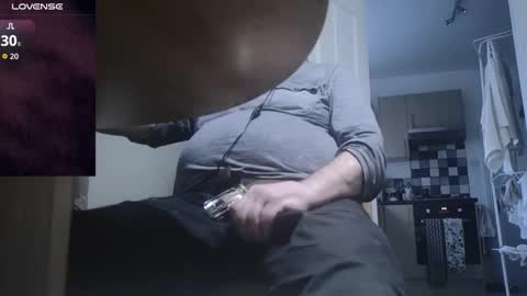 Snapshot of playme828530 chatting on November 25, 3:12 pm Play Me online show from November 25, 3:12 pm