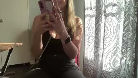 Caity online show from November 14, 5:22 pm