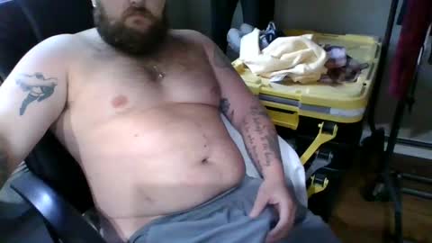 aimtoplease online show from October 13, 6:41 pm