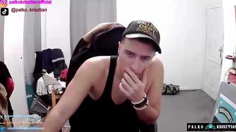 Snapshot of plkrisztian chatting on December 17, 11:49 am plkrisztian online show from December 17, 11:49 am