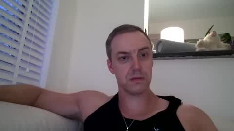 Snapshot of ploki2000 chatting on December 14, 3:50 pm Kevin online show from December 14, 3:50 pm