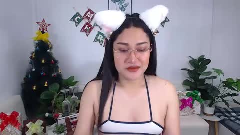 Snapshot of ploysaithailand chatting on December 25, 10:59 pm Ploysai online show from December 25, 10:59 pm