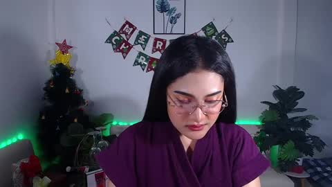 Snapshot of ploysaithailand chatting on January 13, 6:49 am Ploysai online show from January 13, 6:49 am