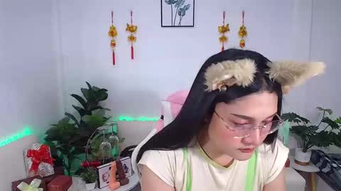 Snapshot of ploysaithailand chatting on February 27, 10:26 am Ploysai online show from February 27, 10:26 am