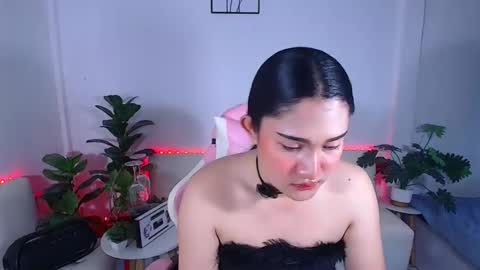 Snapshot of ploysaithailand chatting on October 5, 5:28 am Ploysai online show from October 5, 5:28 am
