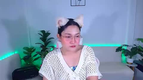 Snapshot of ploysaithailand chatting on October 8, 7:50 am Ploysai online show from October 8, 7:50 am