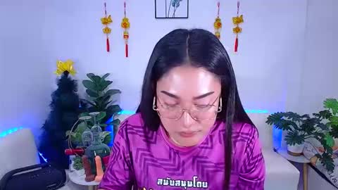 Snapshot of ploysaithailand chatting on January 16, 9:13 am Ploysai online show from January 16, 9:13 am