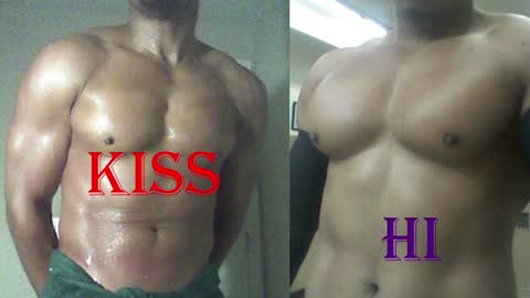 StraightPlush online show from April 7, 12:55 am