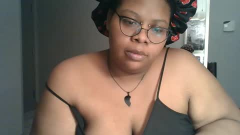 Snapshot of plushbunny420 chatting on January 6, 2:58 am Plushbunny420 online show from January 6, 2:58 am