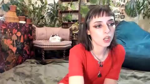 Goddess Pluto online show from January 15, 7:55 pm