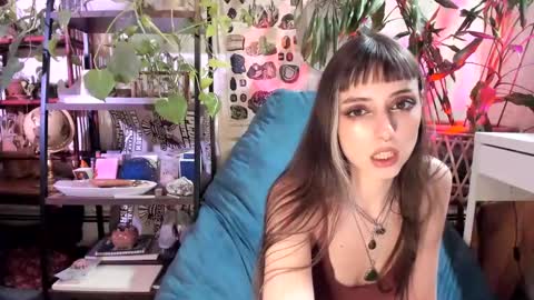 Goddess Pluto online show from February 6, 10:10 pm