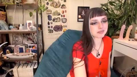 Goddess Pluto online show from February 14, 11:01 pm