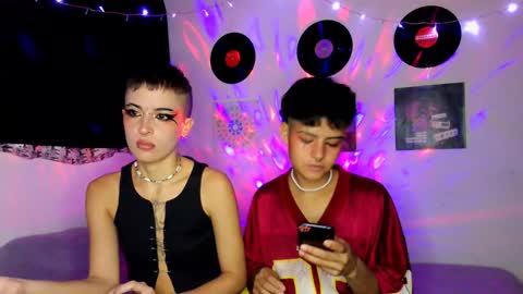   online show from December 1, 9:48 pm