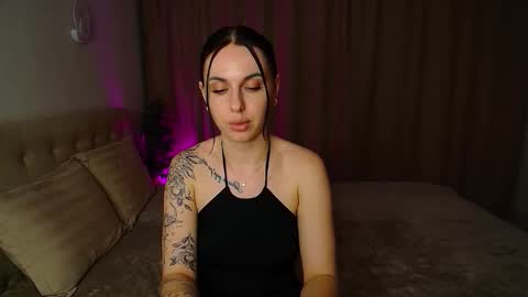 poison_inyour_mind online show from November 4, 9:58 pm