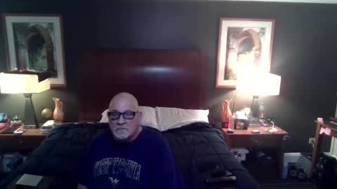 Snapshot of poisonous_venom chatting on December 17, 11:00 pm Jimmy online show from December 17, 11:00 pm