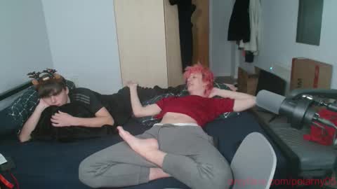 Snapshot of polarny05 chatting on December 19, 8:16 pm Polarny online show from December 19, 8:16 pm