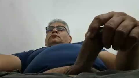 Snapshot of poli475 chatting on November 5, 3:39 am poli online show from November 5, 3:39 am