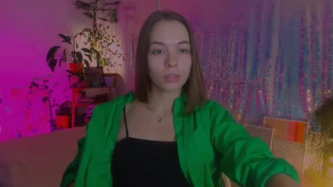 Snapshot of poli__ chatting on December 1, 4:29 pm Martha online show from December 1, 4:29 pm