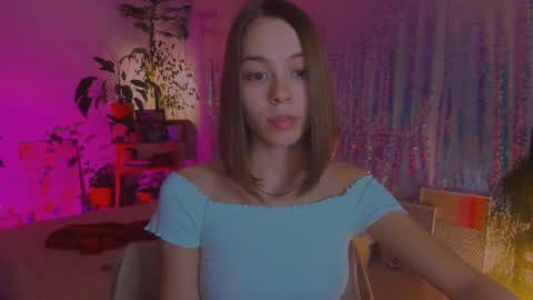 Snapshot of poli__ chatting on December 1, 9:15 pm Martha online show from December 1, 9:15 pm