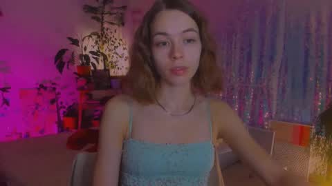 Snapshot of poli__ chatting on December 5, 8:44 pm Martha online show from December 5, 8:44 pm