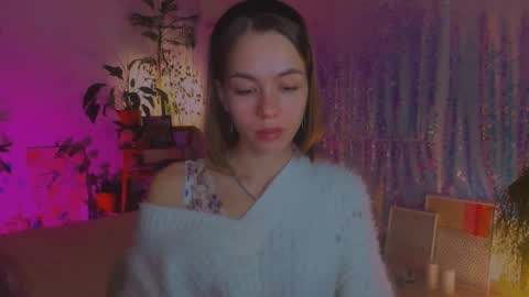 Snapshot of poli__ chatting on December 13, 8:15 pm Martha online show from December 13, 8:15 pm