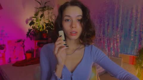 Snapshot of poli__ chatting on December 27, 9:22 pm Martha online show from December 27, 9:22 pm