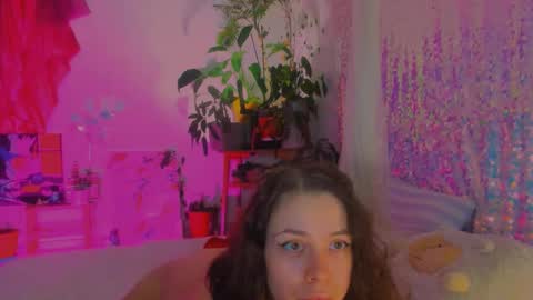 Snapshot of poli__ chatting on January 4, 3:07 am Martha online show from January 4, 3:07 am